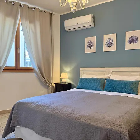 Blue Dolphin 3*
