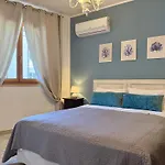 Blue Dolphin 3*
