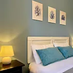 Blue Dolphin 3*