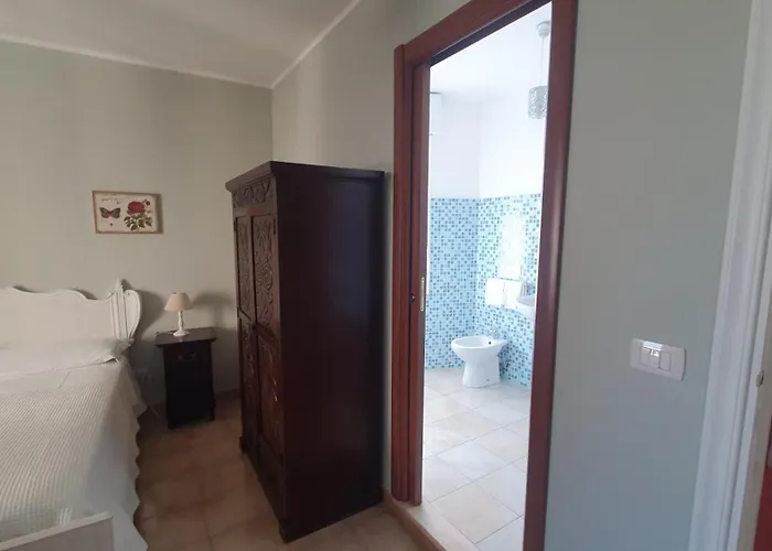 Blue Dolphin Πανσιόν 3*