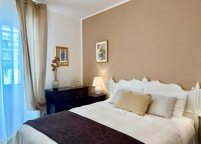 Πανσιόν Blue Dolphin 3*